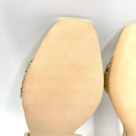 Badgley Mischka Size 10 Ivory Satin Jeweled Block Heels Wedding Shoes Sandals - Picture 9 of 12